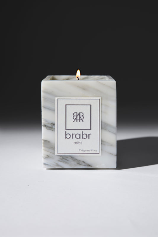 mist – arabescato carrara marble candle