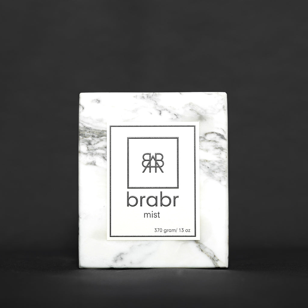 mist – arabescato carrara marble candle