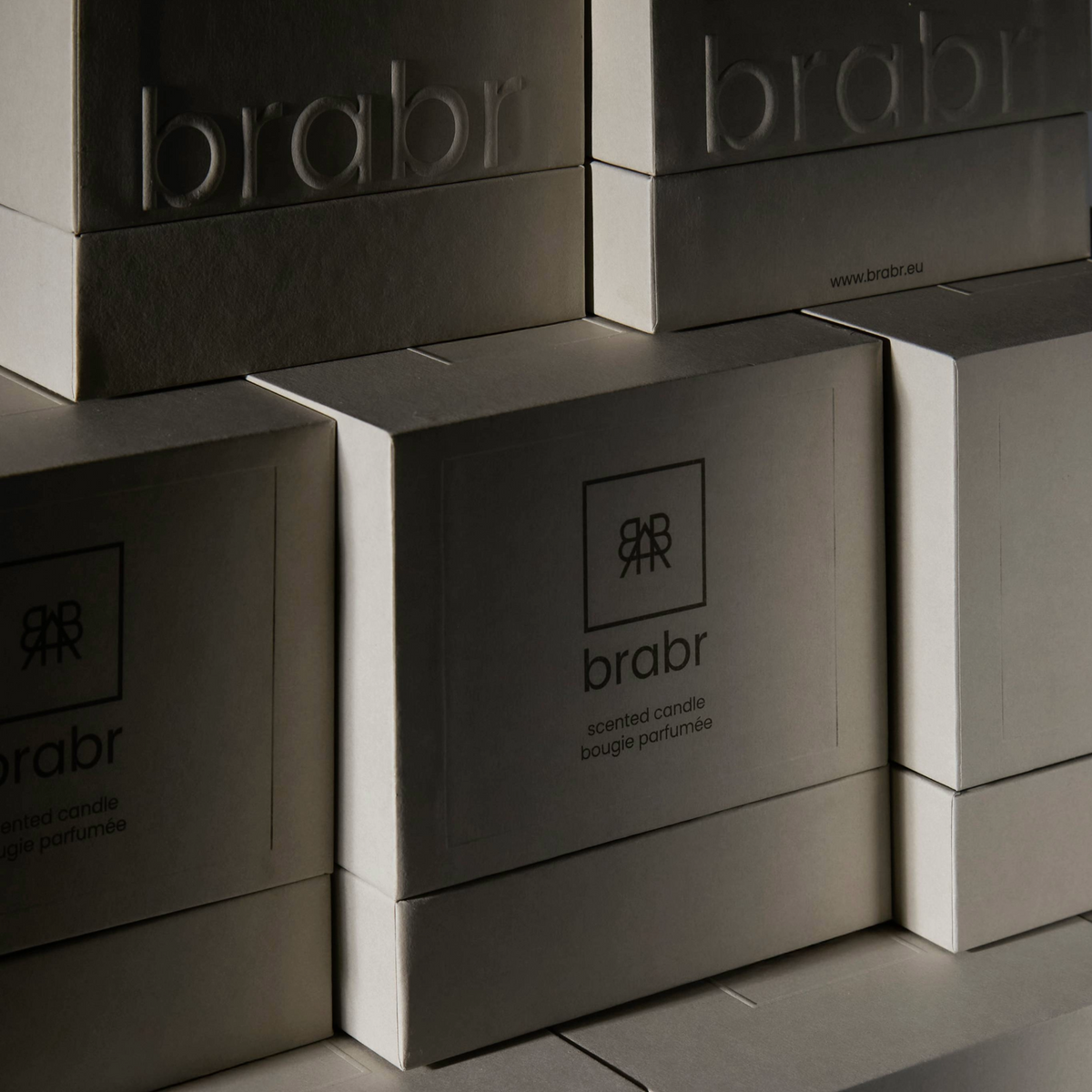 Brareb brabr – geurobjecten voor het interieur · objets parfumés pour l’intérieur